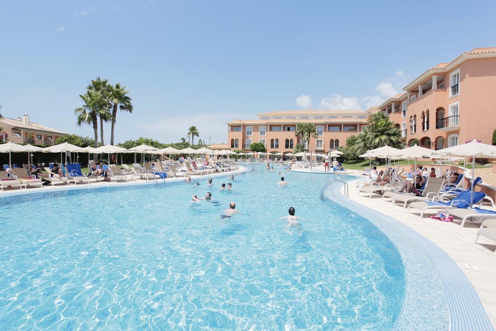 Grupotel Macarella Suites & Spa Son Xoriguer Kültér fotó