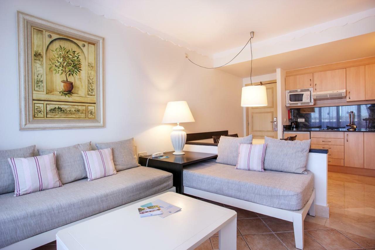 Grupotel Macarella Suites & Spa Son Xoriguer Kültér fotó