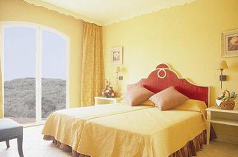 Grupotel Macarella Suites & Spa Son Xoriguer Kültér fotó